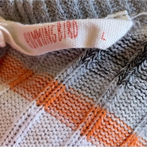 SALE! HUMMINGBIRD Open Back Dolman Short Sleeve Sweater Size Large - Picture 4 of 5